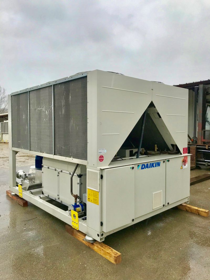 چیلر دایکین Daikin